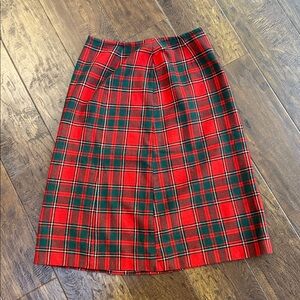 Vintage Wool Pendleton skirt, red and green Tartan plaid, size 12